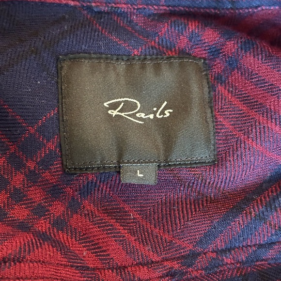 Sz L Rails plaid button down long sleeve shirt navy red soft - Picture 6 of 9